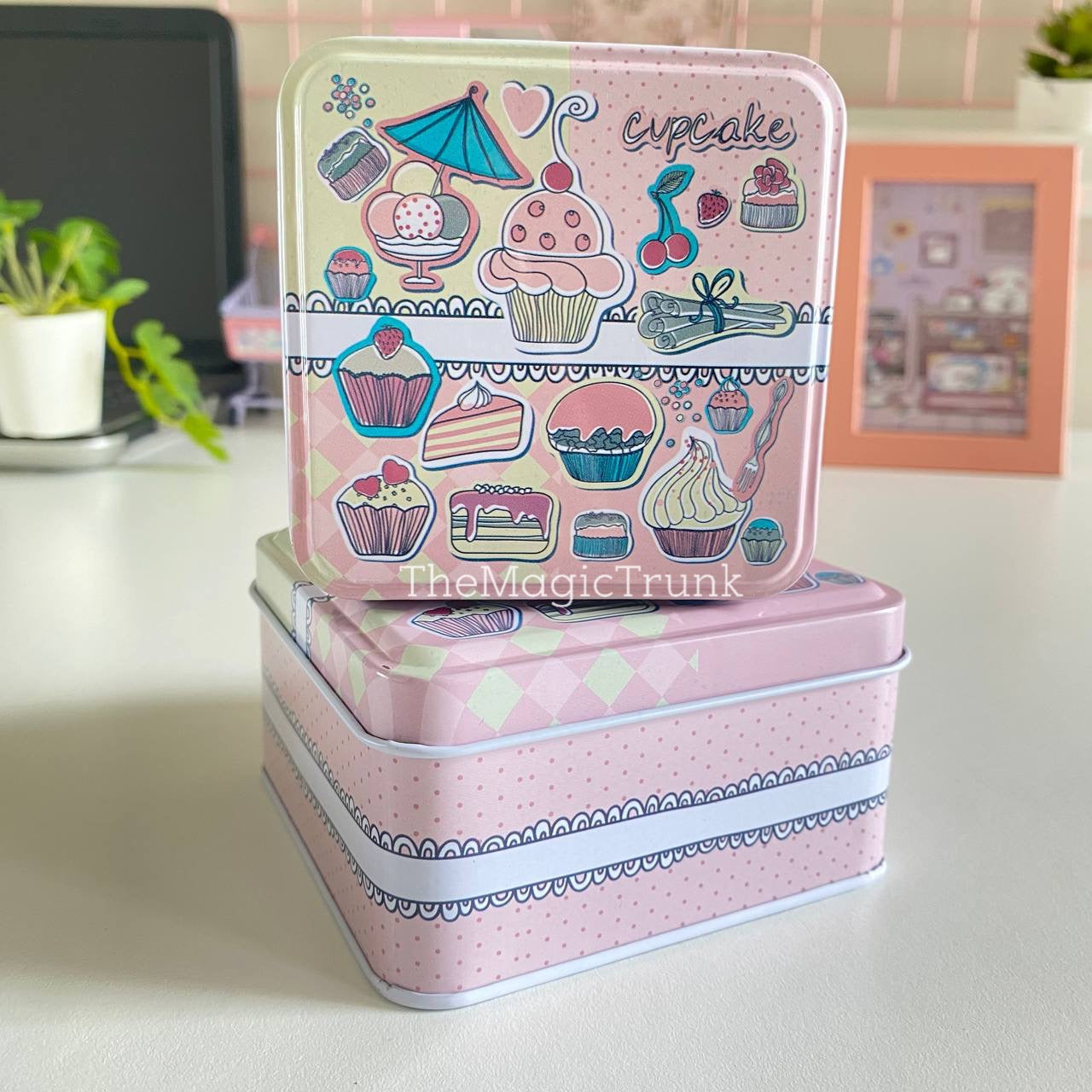 Cupcake Collectible Storage Tin Boxes 2 in 1 ( 2pcs )