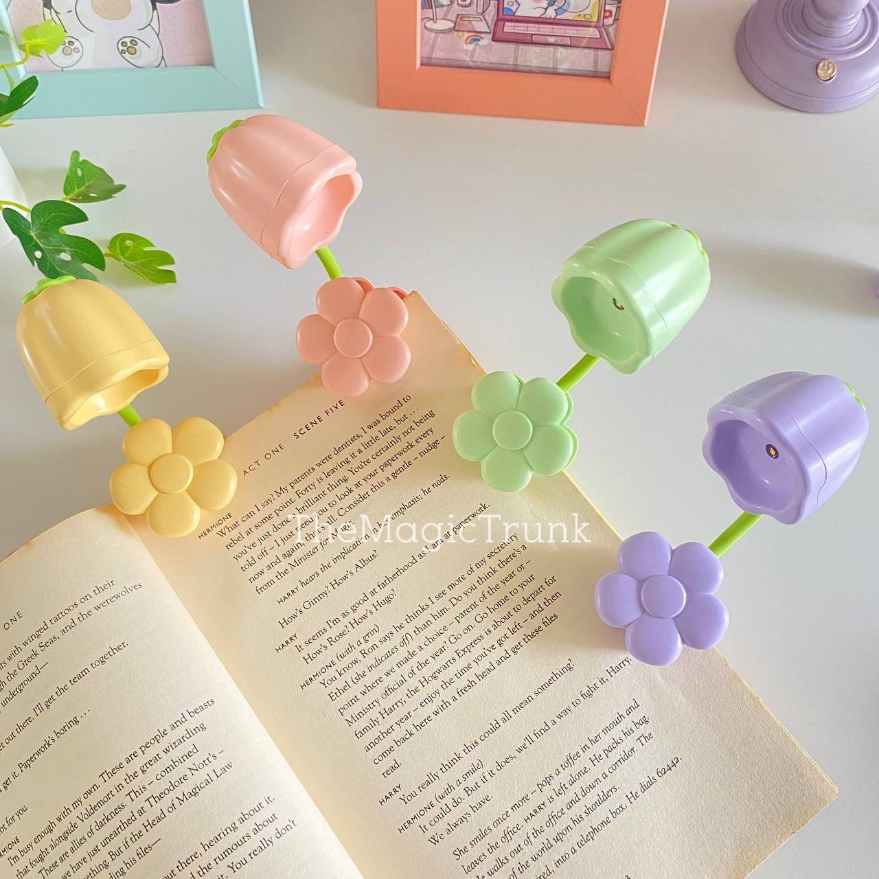 Floral Mini Clip Lamps ( 1pc )