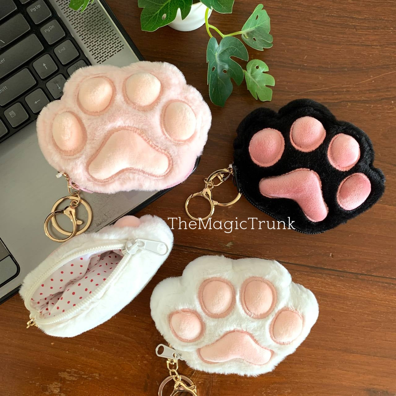 Paw Plush Coin Pouch with Keyring (1 pc )