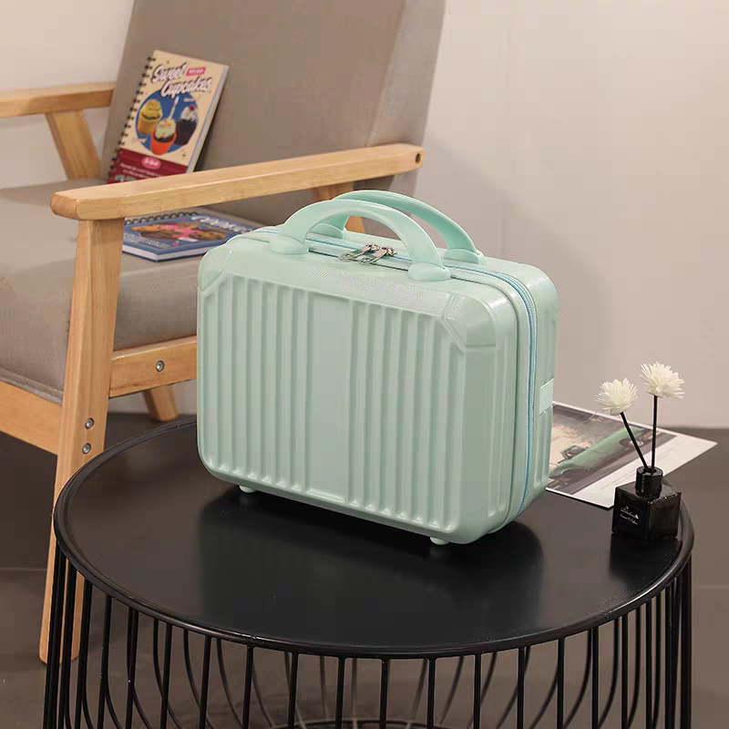 Premium Travel Vanity Suitcase ( 1pc )